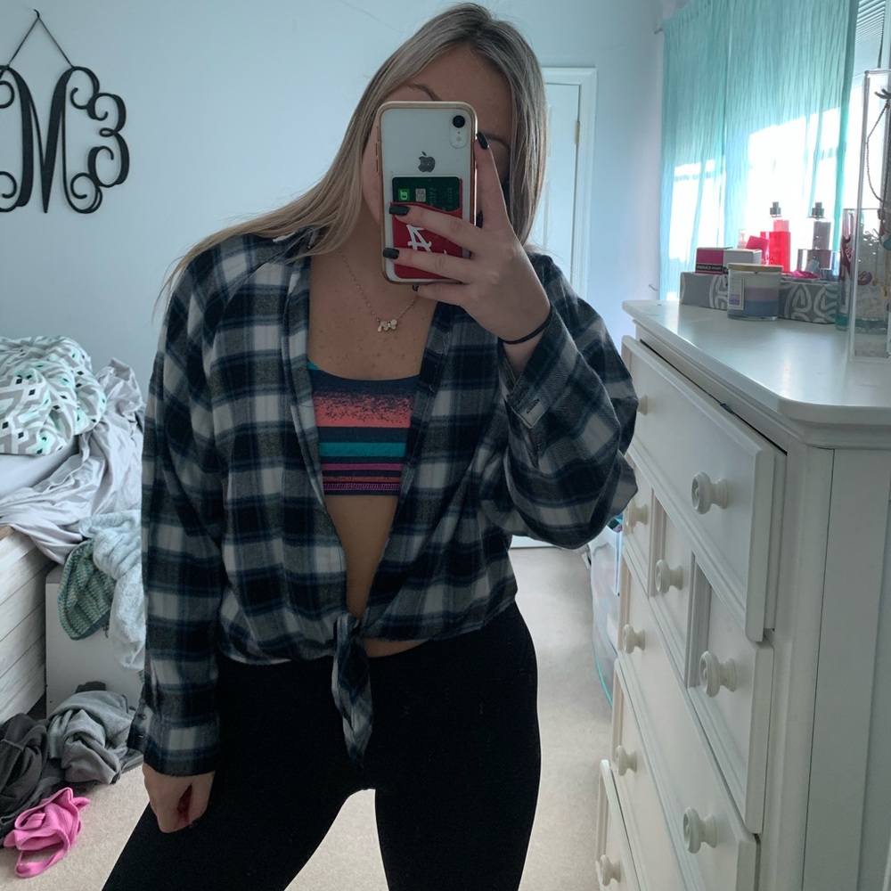 Tie Flannel